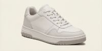 Sneaker lace length guide tile showing a sneaker with visible laces